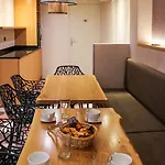 Hotel apartamentowy Cadet 4*