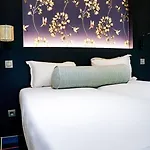 Cadet Hotel apartamentowy 4*