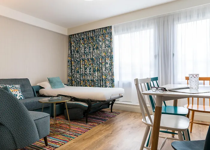 Cadet Aparthotel