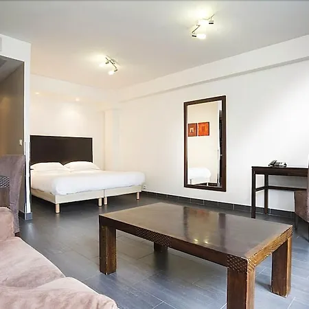 Cadet Aparthotel 4*
