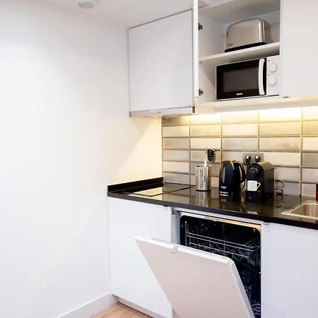 Cadet 아파트호텔