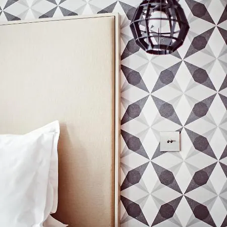 Madame Cadet Apartmanhotel