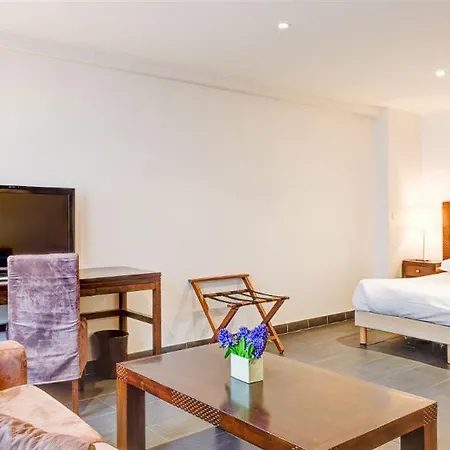 Aparthotel Cadet Paris