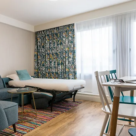 Madame Cadet Апарт-отель