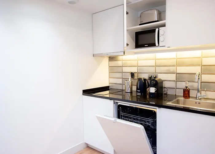 Cadet 아파트호텔